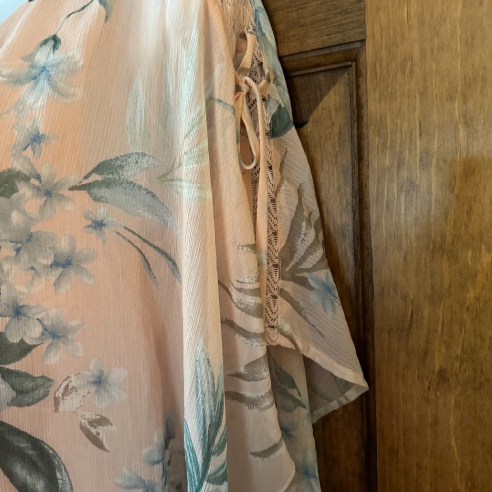 AGB Peach w/Flowers & Leaves Chiffon Overlay w/Attached Tank Medium - Picture 6 of 12